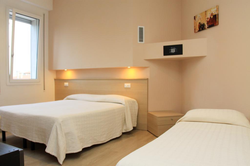 Park Hotel Italia Tezze sul Brenta Zimmer foto